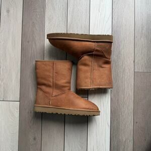 Ugg classic short boots chestnut